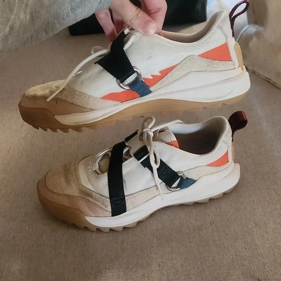 Sorel Tennis Shoes Sneakers - Picture 4 of 7